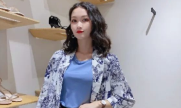 【极极云】蓝色特集 || 时尚界永远不会过时的潮流