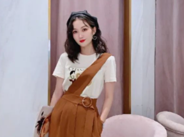 【曼娅奴】国庆出游特辑（上）总是重复购买？还不是因为不知道衣服可以这么搭。